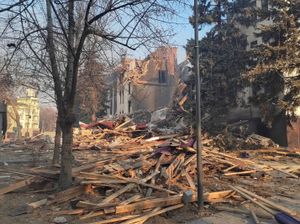 Supporting image for story: Evidence points to 600 dead in Mariupol theatre airstrike – double the estimate