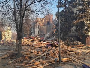 Supporting image for story: Evidence points to 600 dead in Mariupol theatre airstrike – double the estimate