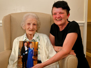 Supporting image for story: Woman celebrates 100th birthday by dancing the night away