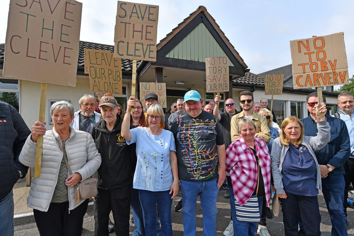 We want to keep this pub in the community: Protesters come together to highlight plight of Cleveland Arms