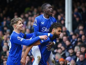 Supporting image for story: Tottenham come unstuck as Everton rediscover scoring touch in one-sided victory