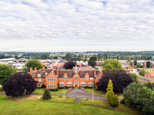 Supporting image for story: Harper Adams is top of class among new universities