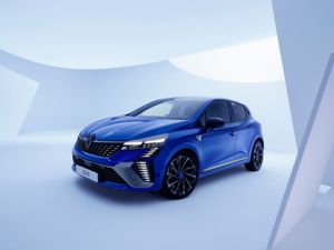 Supporting image for story: New Renault Clio brings sharper design and full hybrid tech
