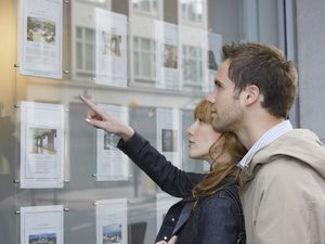 Supporting image for story: Homes are changing hands faster than in other areas of the country