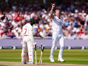 Supporting image for story: Ben Stokes strikes twice for England as Brian Bennett leads Zimbabwe resistance