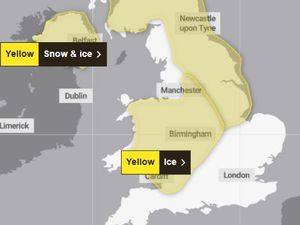 Supporting image for story: 24-hour weather warning in place for ice after Storm Goretti batters the West Midlands