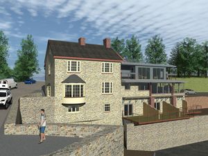 Supporting image for story: Historic Ludlow pub's plan to replace roof terrace with guest rooms backed for approval 