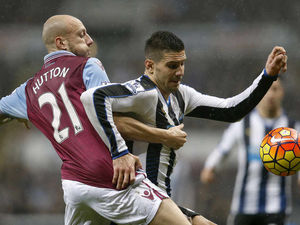 Supporting image for story: Newcastle 1 Villa 1 - Report and pictures