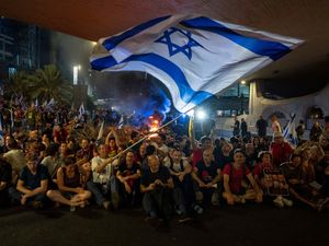 Supporting image for story: General strike in Israel over hostages reflects political divisions