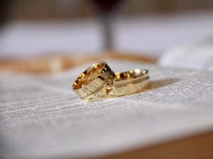 Supporting image for story: Couples left waiting at the altar over wedding confusion