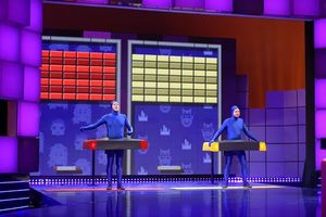 Team Captains getting hands on