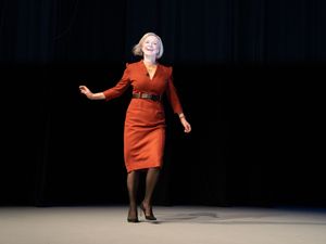 Supporting image for story: Liz Truss becomes shortest serving prime minister in British history