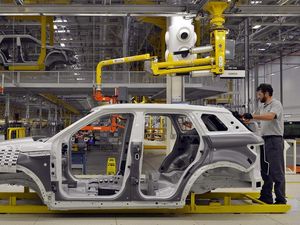 Supporting image for story: Jaguar Land Rover production scheduled to restart in May