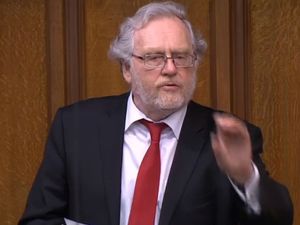 Supporting image for story: Return of gambling industry can help boost economy, MP says