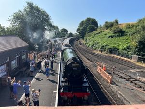 The Flying Scotsman arrives in Bridgnorth.