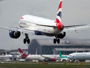 Supporting image for story: British Airways workers vote to strike in pay dispute