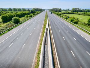 Supporting image for story: UK households cut carbon emissions by 33 million tonnes during pandemic – report