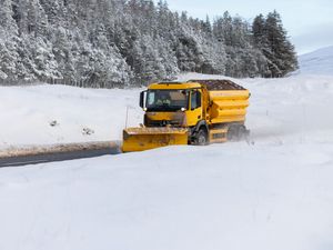 Supporting image for story: Scotland faces travel disruption as weather warnings stay in place