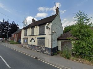 Supporting image for story: Derelict Brownhills pub goes up for auction with guide price of over £220,000