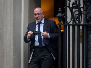 Supporting image for story: Minister raises concerns over supermarkets and exercise rule-breaking