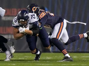 Supporting image for story: Seattle Seahawks keep hopes alive with 6-3 win over Chicago Bears