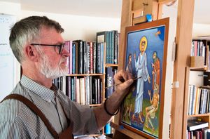 Well-known Shrewsbury artist Aidan Hart.