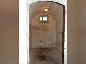 Supporting image for story: For sale: Cleobury Mortimer's Victorian court house on market complete with prison cell