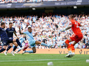 Supporting image for story: City apologise and promise ban after Villa keeper Robin Olsen assaulted