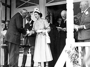 Supporting image for story: A queen in waiting after abdication of Edward VIII 