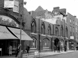 Supporting image for story: This week's Pictures from the Past - Feb 25