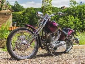 Supporting image for story: Three classic vehicles owned by a Hairy Biker are heading to auction