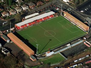 Supporting image for story: Kidderminster Harriers vs Alfreton Town abandoned due to serious injury 