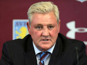 Supporting image for story: Steve Bruce: Aston Villa put at 'huge disadvantage' by international break