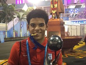 Supporting image for story: Wolves in talks with Morgan Gibbs-White over new contract