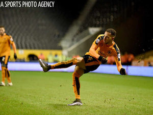 Supporting image for story: Wolves' Jordan Graham suffers injury setback
