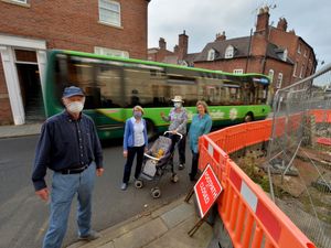 Supporting image for story: Shrewsbury residents call for 'dangerous' traffic diversion to end