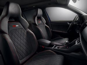 Supporting image for story: Interior revealed for upcoming Skoda Kodiaq vRS