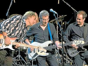 Supporting image for story: 10cc to play Shrewsbury show
