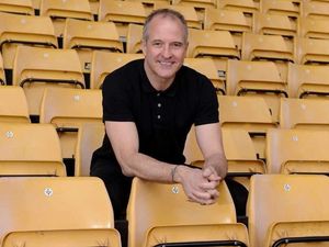 Supporting image for story: Steve Bull: Wolves boys will aim to hit the ground running