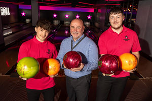 Hollywood Bowl at Merry HIll