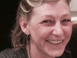 Supporting image for story: Novichok perfume bottle contained enough poison to kill thousands, inquiry told