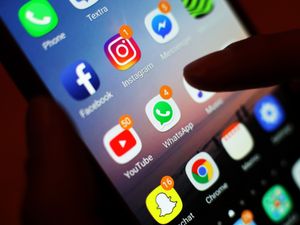 Supporting image for story: Tory rebels want social media bosses jailed if they fail to protect children