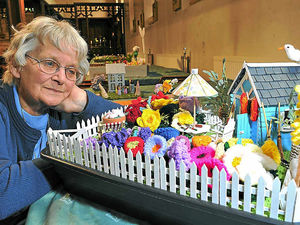 Supporting image for story: Festival to feature shrunken gardens