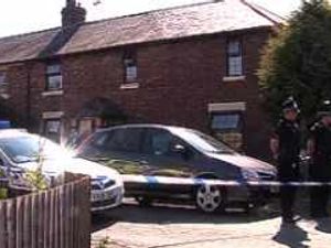 Supporting image for story: Arrests over murder bid