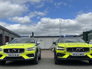 Supporting image for story: Walsall and Staffordshire suspects arrested in £160,000 drugs and cash swoop 