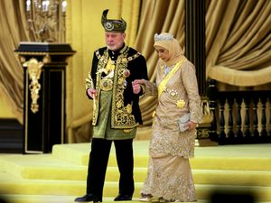 Supporting image for story: Malaysia honours new king in coronation marked by pomp and cannon fire