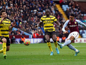 Supporting image for story: Analysis: Big wake-up call as Aston Villa sleepwalking into trouble
