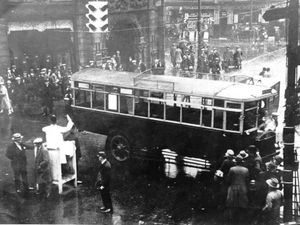 Supporting image for story: Light not so fantastic – 150 years of traffic signals