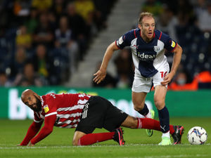 Supporting image for story: Ally Robertson: Matt Clarke return is a big boost for West Brom