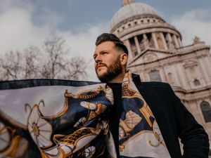 Supporting image for story: Singer takes a break from global touring for concert in region